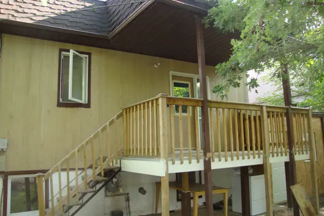 Main Floor, 2-Bdrm House in Varsity View - Photo 10