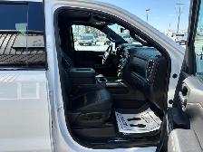 2021 GMC Sierra 1500 Crew Cab 4X4 AT4 6.2L - Rebuilt Title - Photo 14