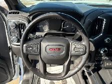 2021 GMC Sierra 1500 Crew Cab 4X4 AT4 6.2L - Rebuilt Title - Photo 17