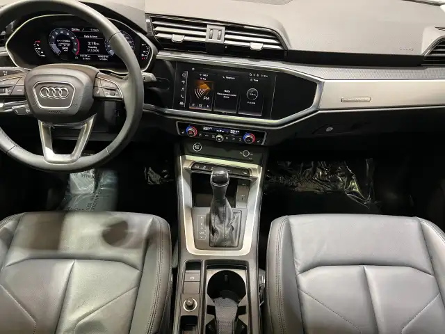 2025 Audi Q3 - Photo 25