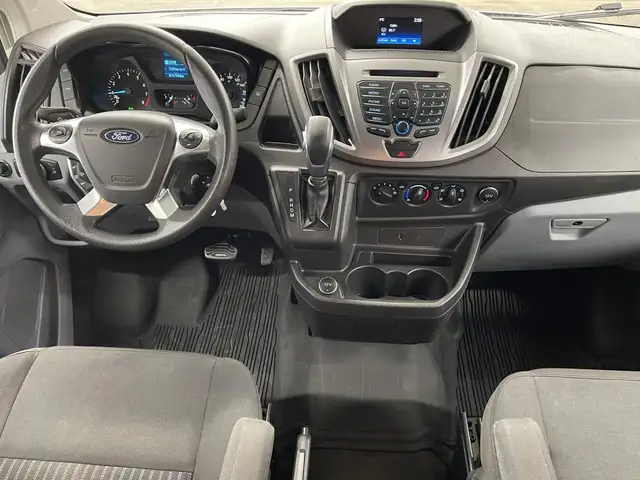 Ford Transit Passenger Wagon XLT 2019 - Photo 10