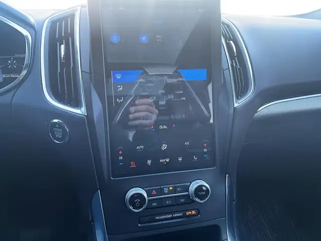 2021 Ford Edge Titanium Titanium | Elite Pkg | Leather | Moon... - Photo 21