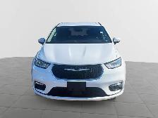 2023 Chrysler Pacifica Touring-L Touring L | Leather Seats |... - Photo 2