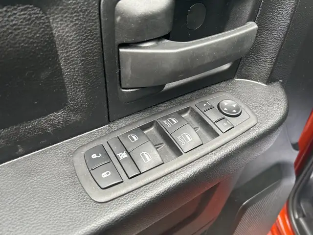 2023 Ram 1500 Classic Express - Photo 14