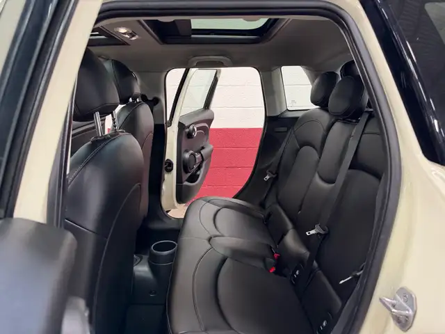 2020 MINI 5 Door COOPER|PANO-ROOF - CAMERA - COMFORT ACCESS - AP - Photo 10