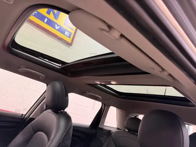 2020 MINI 5 Door COOPER|PANO-ROOF - CAMERA - COMFORT ACCESS - AP - Photo 14