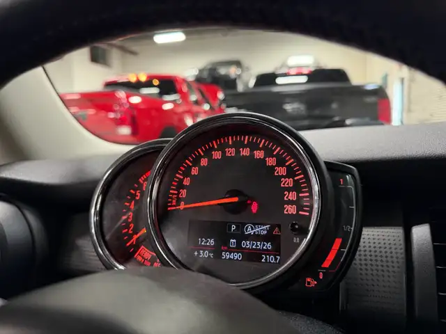 2020 MINI 5 Door COOPER|PANO-ROOF - CAMERA - COMFORT ACCESS - AP - Photo 19