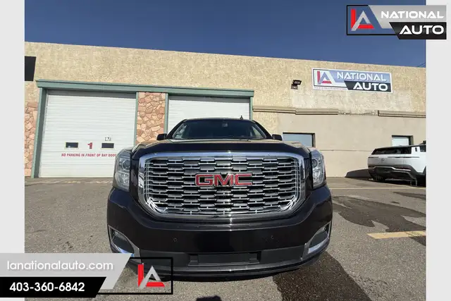 2018 GMC Yukon Denali - Photo 2