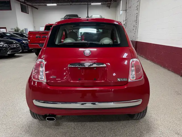 2013 Fiat 500 2dr HB Lounge - RED LEATHER SEATS - SUN ROOF - HEA - Photo 5