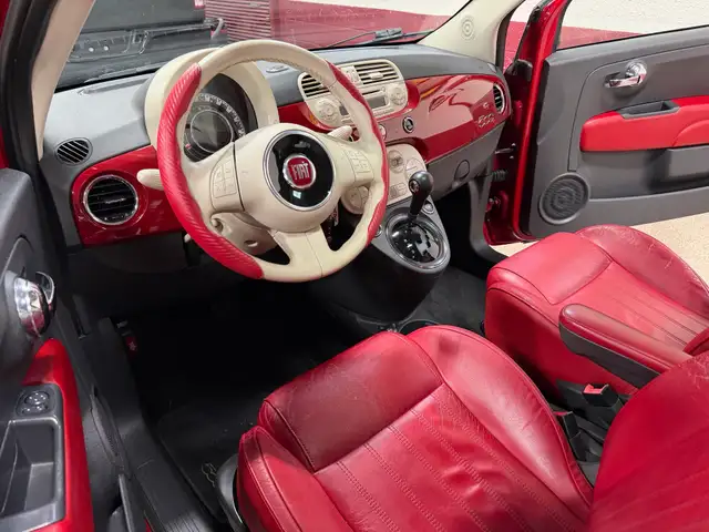 2013 Fiat 500 2dr HB Lounge - RED LEATHER SEATS - SUN ROOF - HEA - Photo 11