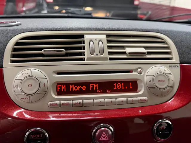 2013 Fiat 500 2dr HB Lounge - RED LEATHER SEATS - SUN ROOF - HEA - Photo 18