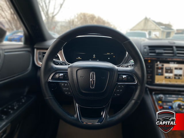 2017 Lincoln Continental Reserve - Photo 9