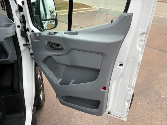 2019 Ford Transit-250 Shelving! Divider! Backup Camera! - Photo 19