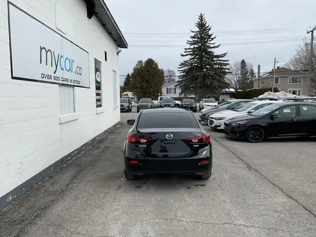 2018 Mazda 3 GX - Photo 4
