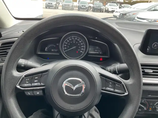2018 Mazda 3 GX - Photo 10