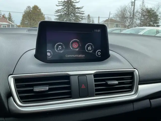2018 Mazda 3 GX - Photo 12