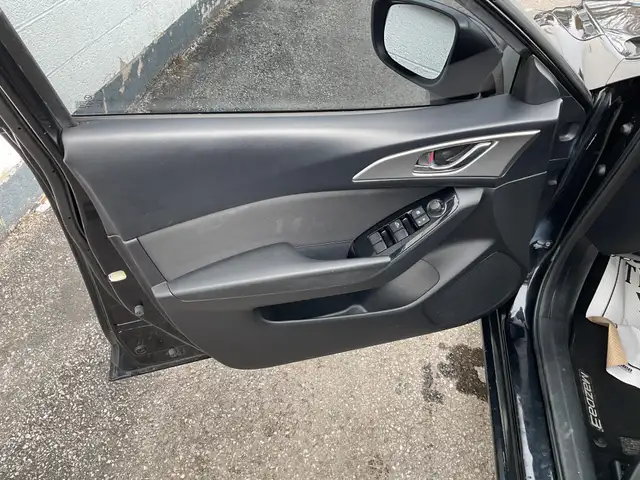 2018 Mazda 3 GX - Photo 18