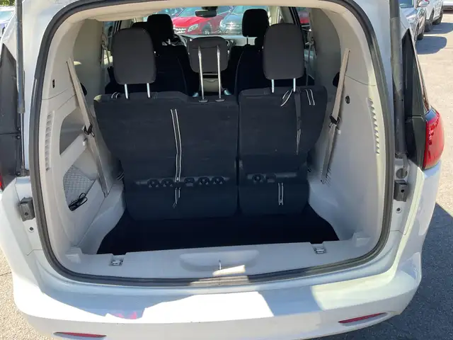 2024 Chrysler Grand Caravan SXT - Photo 29