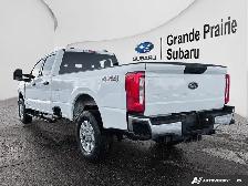 2023 Ford Super Duty F-350 SRW XLT - Photo 4