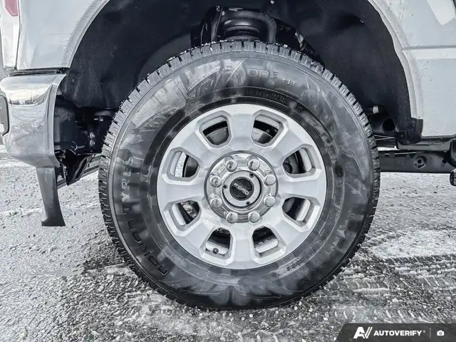 2023 Ford Super Duty F-350 SRW XLT - Photo 10