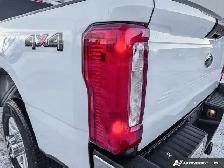 2023 Ford Super Duty F-350 SRW XLT - Photo 13