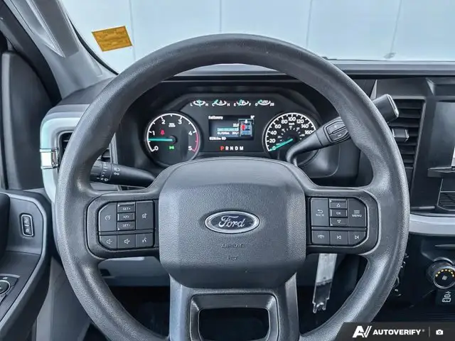 2023 Ford Super Duty F-350 SRW XLT - Photo 15