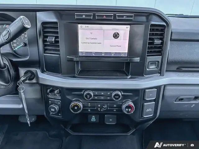 2023 Ford Super Duty F-350 SRW XLT - Photo 20