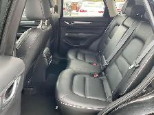 2025 Mazda CX-5 - Photo 10