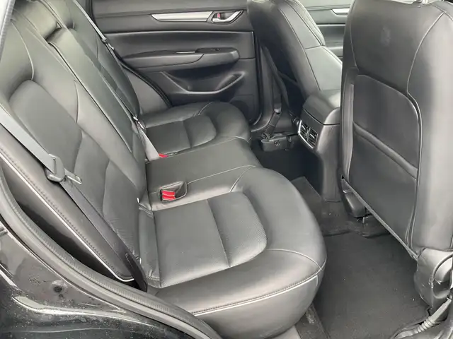 2025 Mazda CX-5 - Photo 11