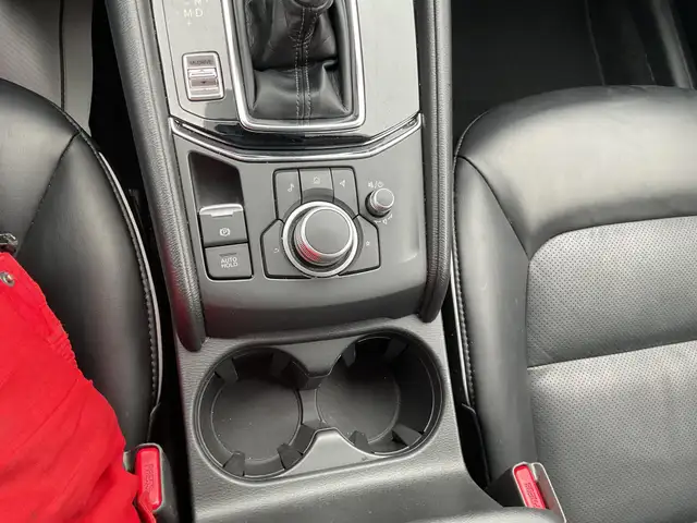 2025 Mazda CX-5 - Photo 15