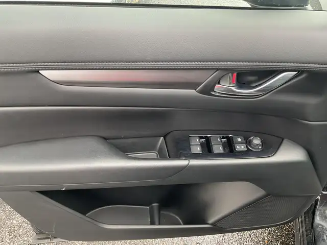 2025 Mazda CX-5 - Photo 16