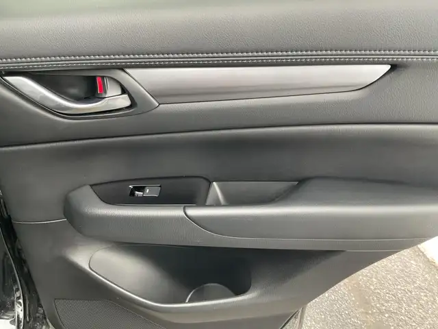 2025 Mazda CX-5 - Photo 19