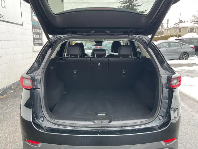2025 Mazda CX-5 - Photo 20