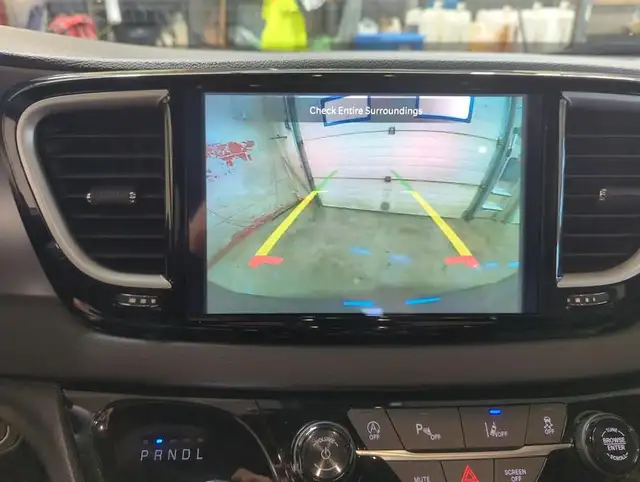 2025 Chrysler Grand Caravan SXT Heated Seats | Apple CarPlay | A - Photo 22