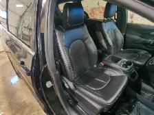 2025 Chrysler Grand Caravan SXT Heated Seats | Apple CarPlay | A - Photo 25