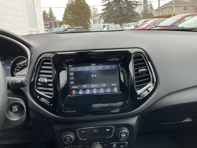 2018 Jeep Compass North - Photo 14