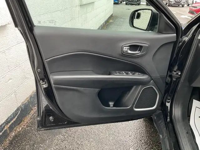 2018 Jeep Compass North - Photo 16