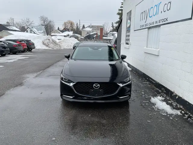 2024 Mazda 3 GT w/Turbo - Photo 7