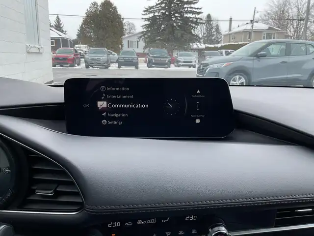 2024 Mazda 3 GT w/Turbo - Photo 14