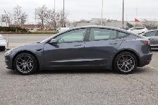 2023 Tesla Model 3 - Photo 4