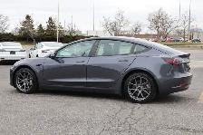2023 Tesla Model 3 - Photo 5