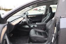 2023 Tesla Model 3 - Photo 12