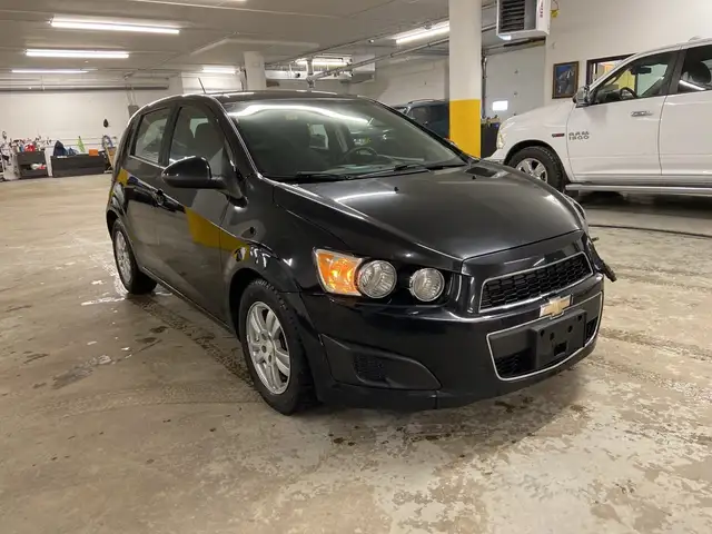 2016 Chevrolet Sonic LT Auto HEATED SEATS A/C - Photo 3