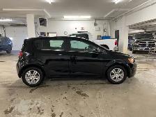 2016 Chevrolet Sonic LT Auto HEATED SEATS A/C - Photo 4