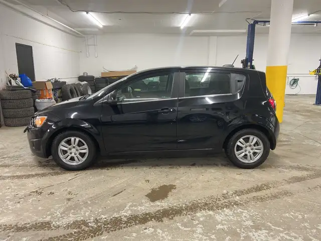 2016 Chevrolet Sonic LT Auto HEATED SEATS A/C - Photo 8