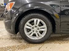 2016 Chevrolet Sonic LT Auto HEATED SEATS A/C - Photo 9