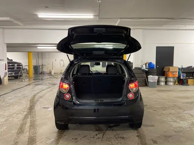 2016 Chevrolet Sonic LT Auto HEATED SEATS A/C - Photo 13