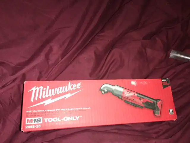 Milwaukee M18 3/8' Angle Impact Wrench NEW