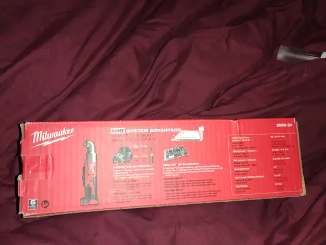 Milwaukee M18 3/8' Angle Impact Wrench NEW - Photo 2