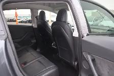 2022 Tesla Model Y - Photo 15